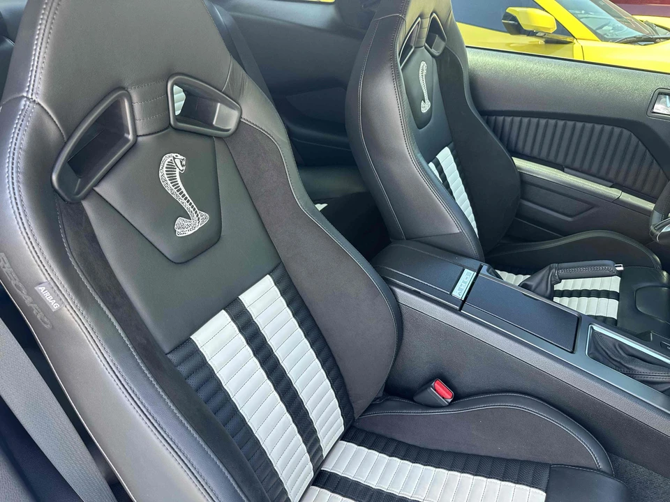 2014 Ford S197 Mustang - Image 4 of 4