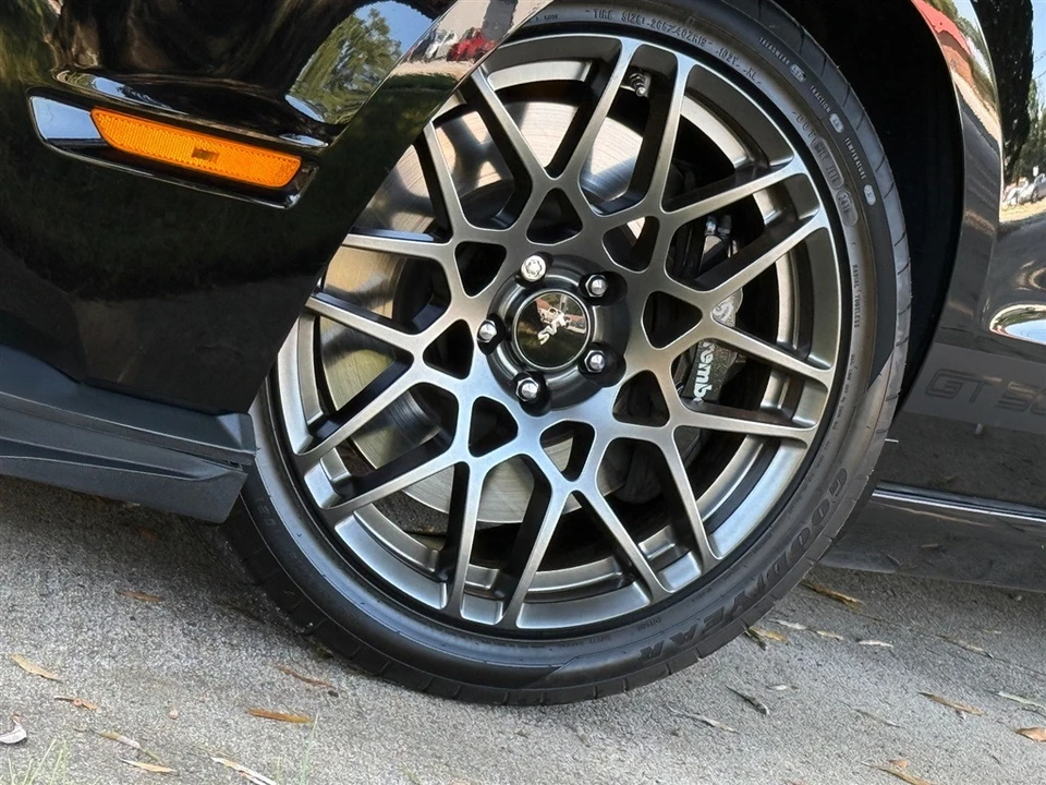 2014 Ford S197 Mustang - Image 4 of 31