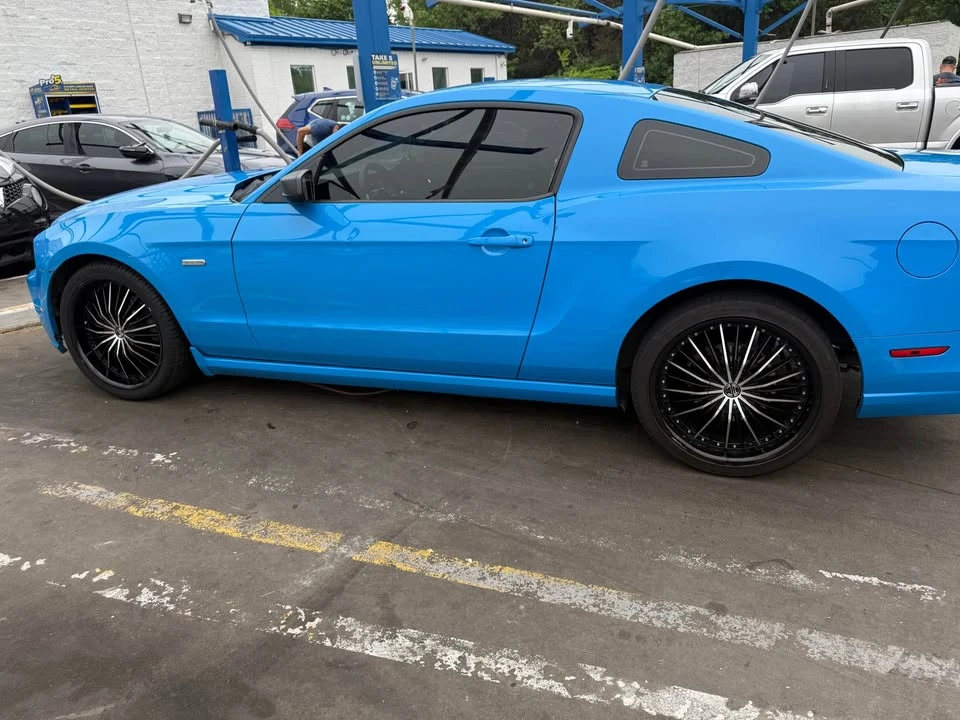 2014 Ford S197 Mustang - Image 2 of 3
