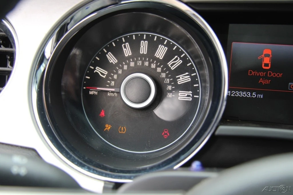 2014 Ford S197 Mustang - Image 14 of 21