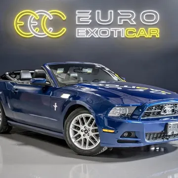 2014 Ford Mustang V6 Premium Convertible