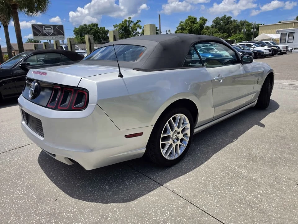 2014 Ford S197 Mustang - Image 4 of 15