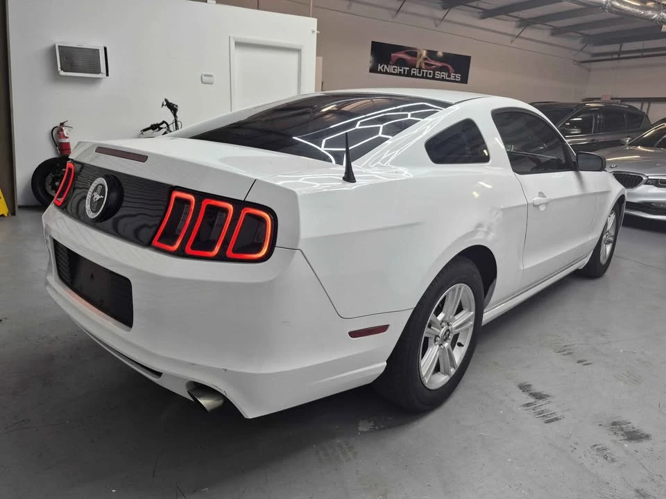 2014 Ford S197 Mustang - Image 3 of 4