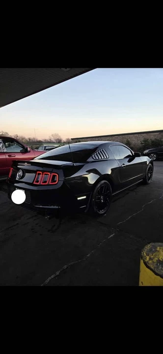 2014 Ford S197 Mustang - Image 4 of 11
