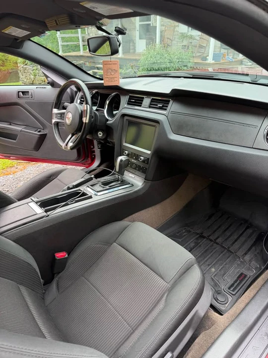 2014 Ford S197 Mustang - Image 10 of 15