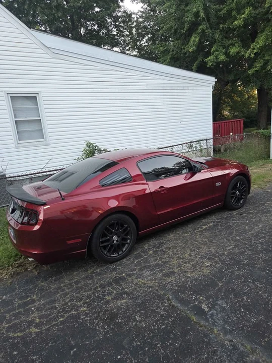 2014 Ford S197 Mustang - Image 2 of 8