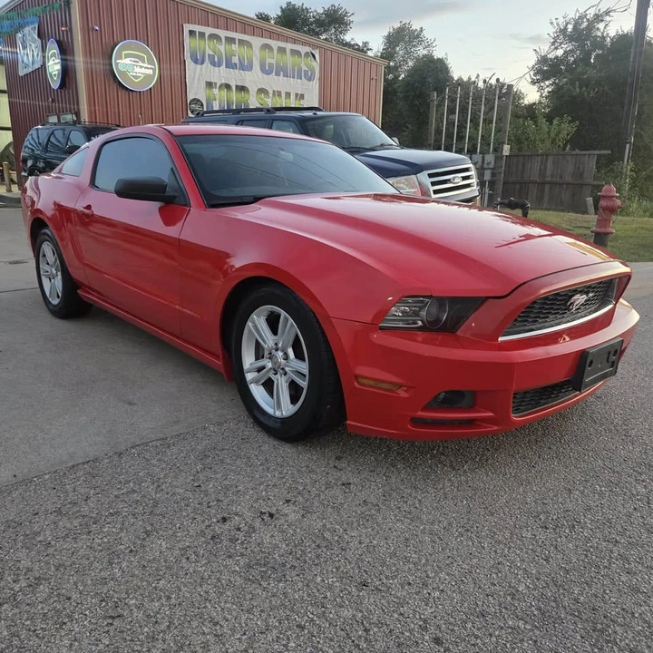 2014 Ford S197 Mustang - Image 2 of 10