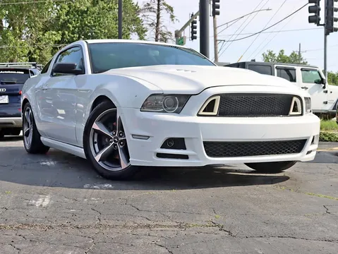 2014 Ford Mustang V6 Coupe 2D