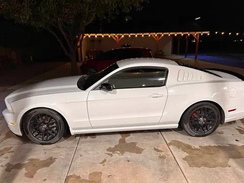 2014 Ford Mustang V6 Coupe 2D