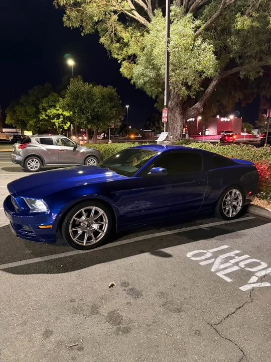 2014 Ford S197 Mustang - Image 2 of 9