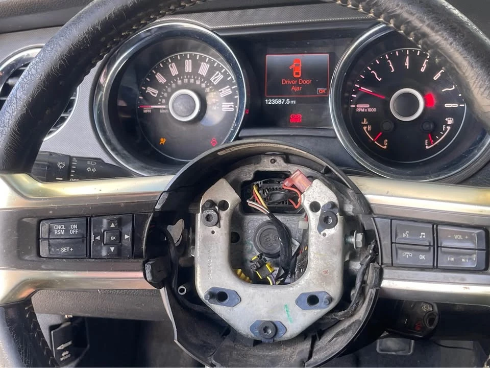 2014 Ford S197 Mustang - Image 13 of 16