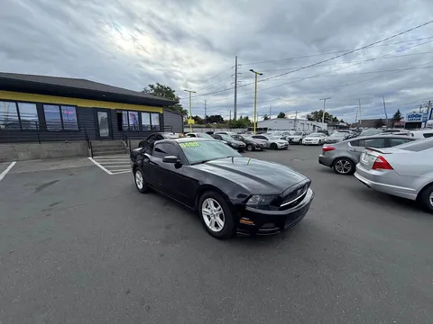 2014 Ford Mustang V6 Coupe 2D