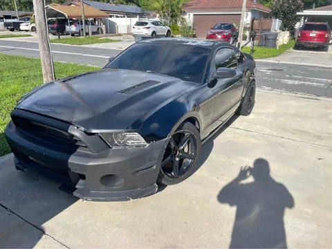2014 Ford Mustang V6 Coupe 2D