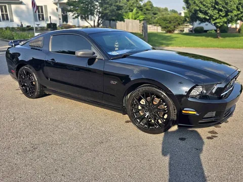2014 Ford Mustang V6 Coupe 2D