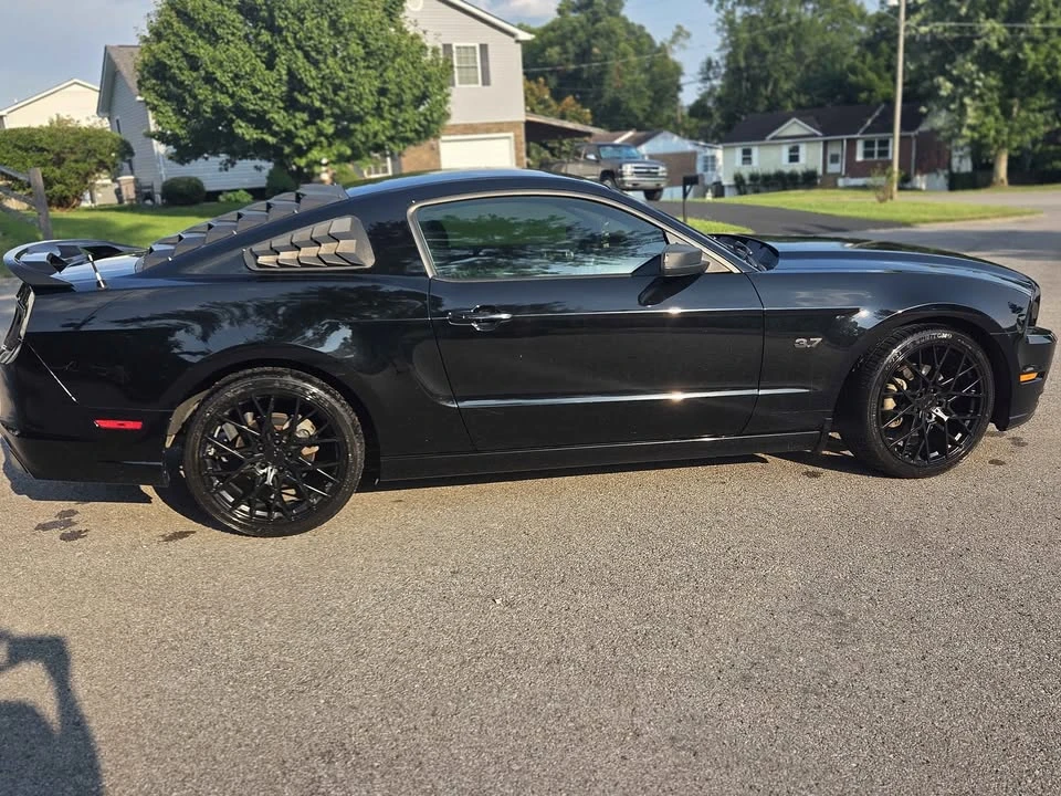2014 Ford S197 Mustang - Image 13 of 14