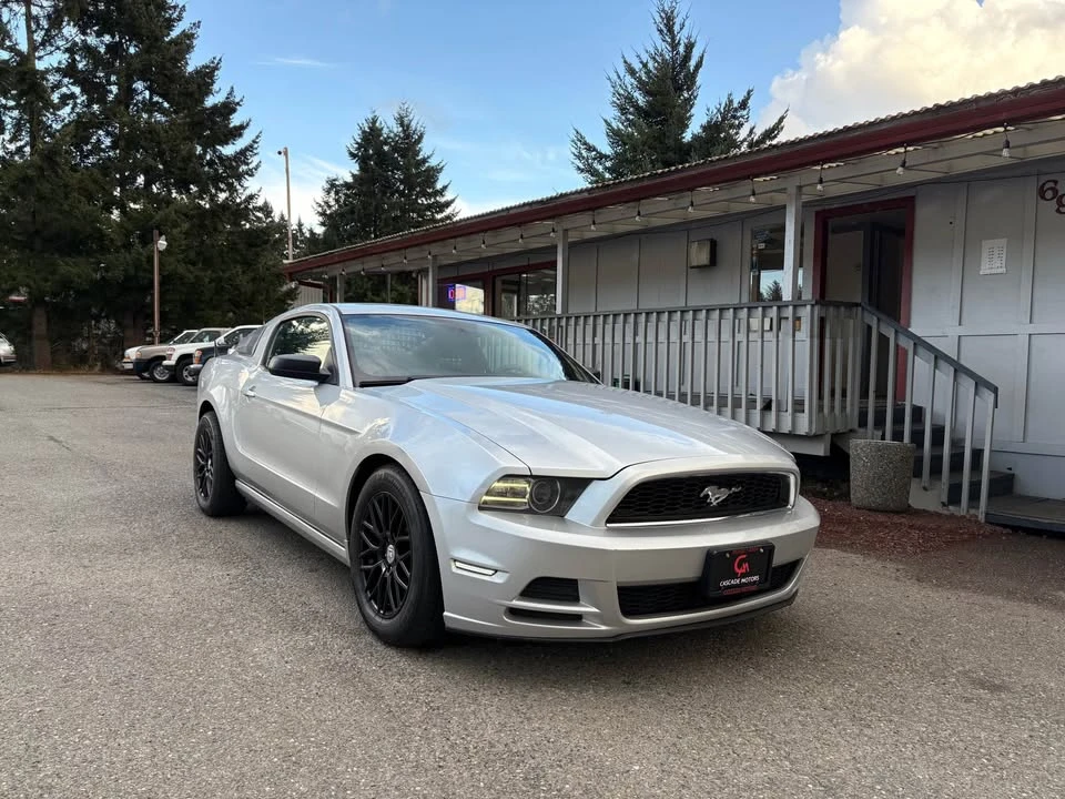 2014 Ford S197 Mustang - Image 2 of 18