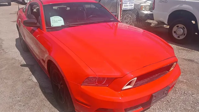 2014 Ford Mustang V6 Coupe 2D