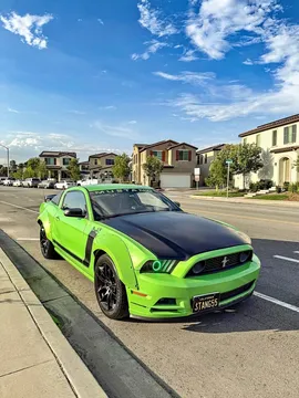 2014 Ford Mustang V6 Coupe 2D