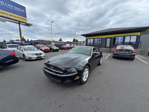 2014 Ford Mustang V6 Coupe 2D
