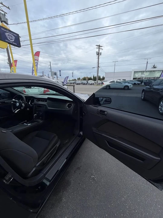 2014 Ford S197 Mustang - Image 9 of 16