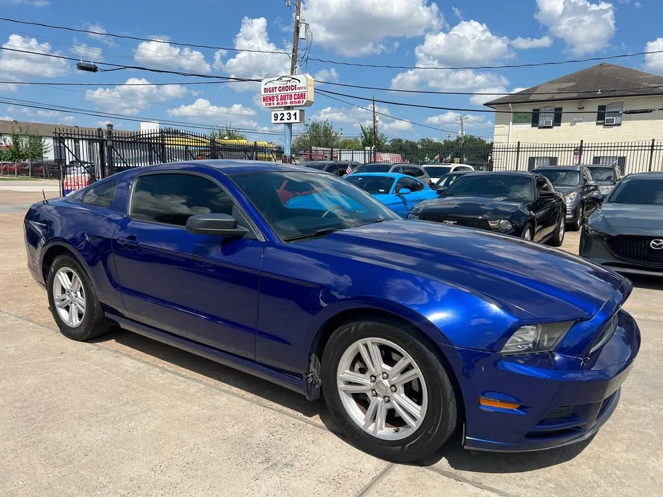 2014 Ford S197 Mustang - Image 2 of 14