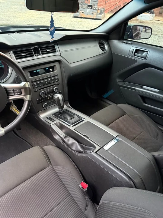 2014 Ford S197 Mustang - Image 7 of 17