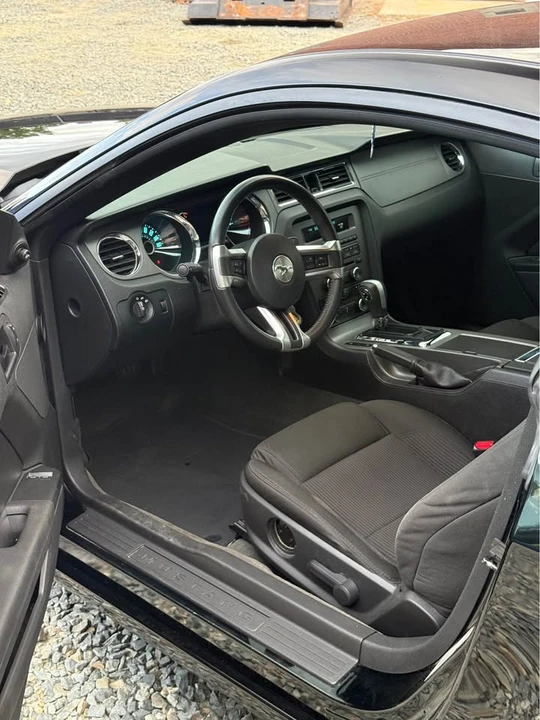 2014 Ford S197 Mustang - Image 6 of 17