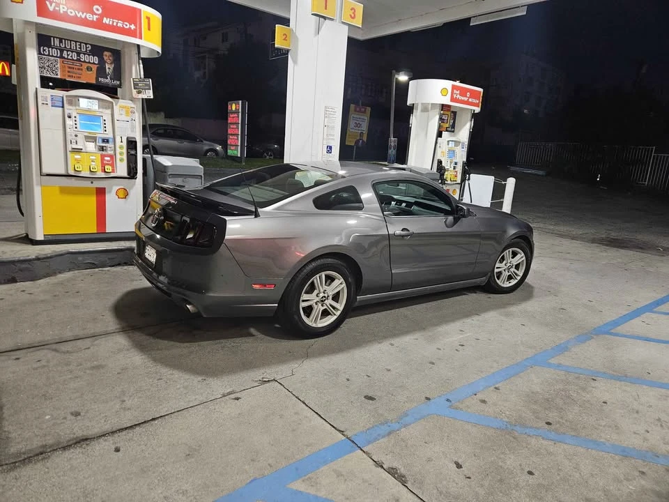 2014 Ford S197 Mustang - Image 2 of 7