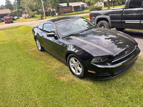 2014 Ford Mustang V6 Coupe 2D