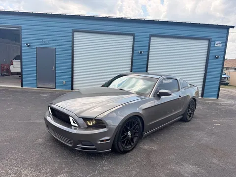 2014 Ford Mustang V6 Coupe 2D