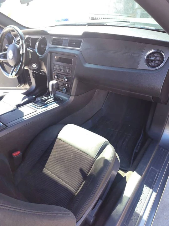 2014 Ford S197 Mustang - Image 8 of 12