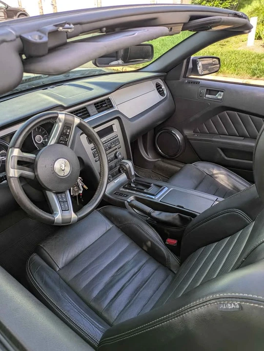 2014 Ford S197 Mustang - Image 5 of 17