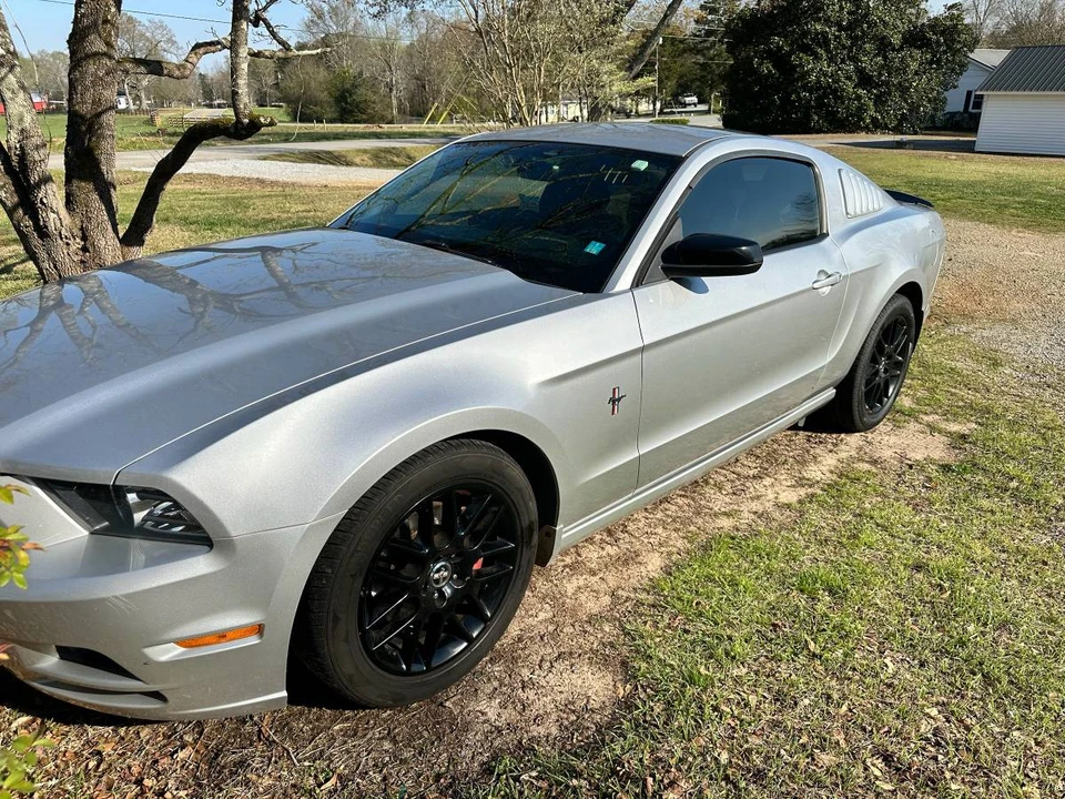 2014 Ford S197 Mustang - Image 2 of 8
