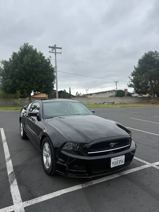 2014 Ford S197 Mustang - Image 2 of 15