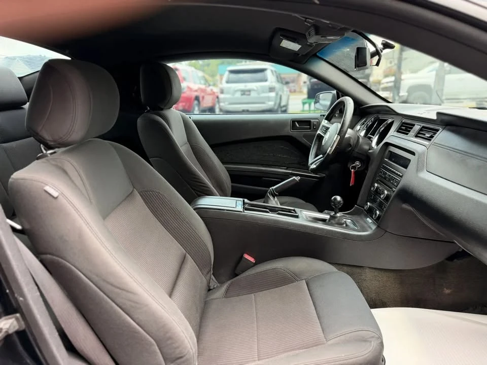 2014 Ford S197 Mustang - Image 16 of 18
