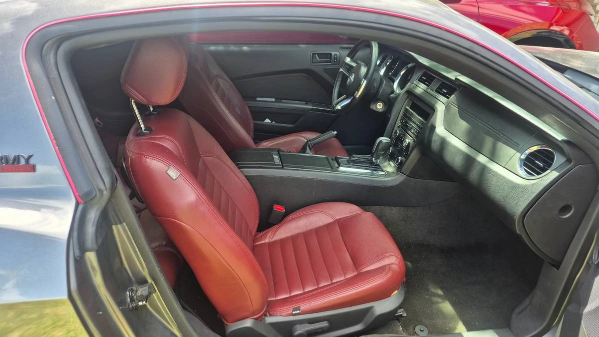 2014 Ford S197 Mustang - Image 5 of 8