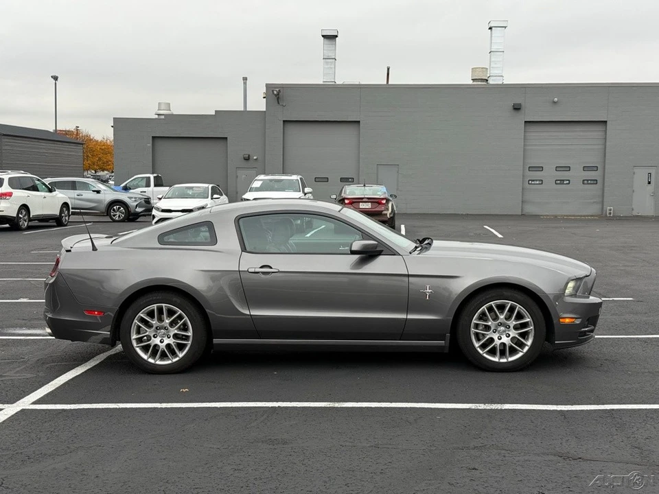 2014 Ford S197 Mustang - Image 2 of 12