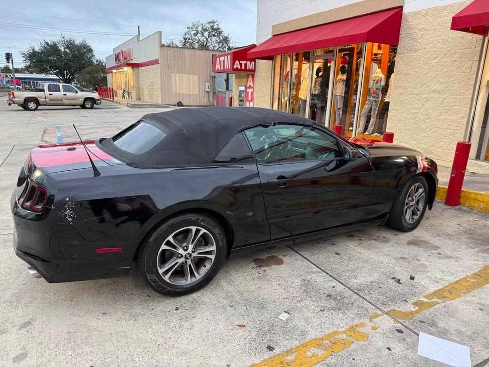 2014 Ford S197 Mustang - Image 6 of 10