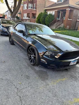 2014 Ford Mustang V6 Premium Convertible 2D
