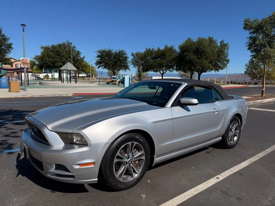 2014 Ford S197 Mustang - Image 7 of 14