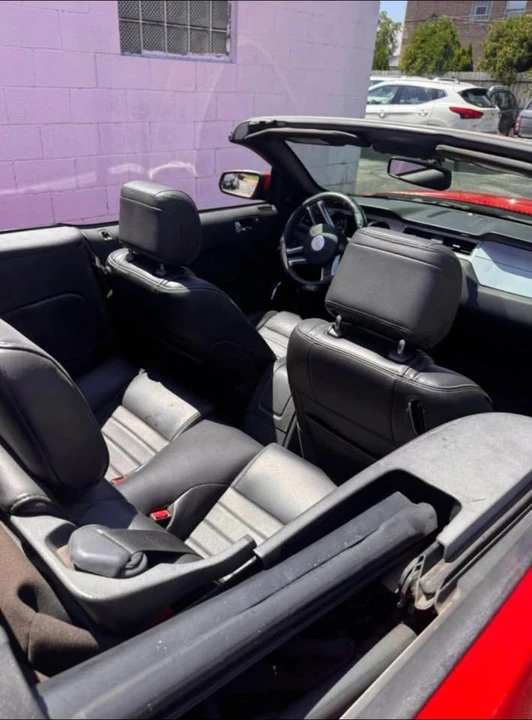 2014 Ford S197 Mustang - Image 6 of 9