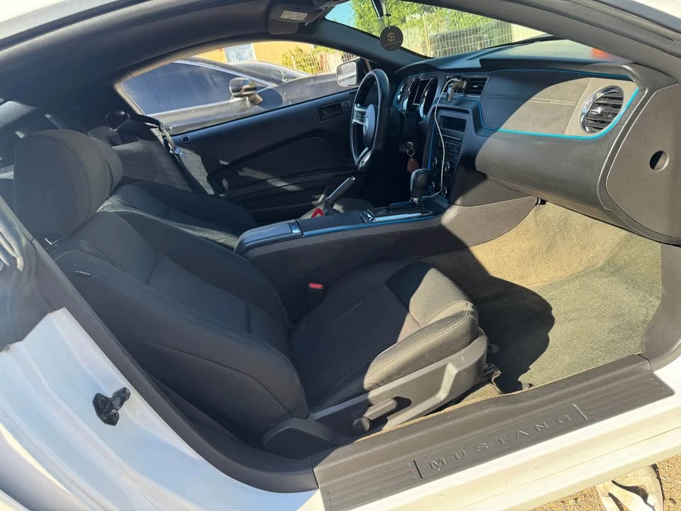 2014 Ford S197 Mustang - Image 7 of 8