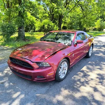 2014 Ford Mustang V6 Premium Coupe 2D