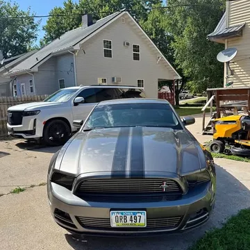 2014 Ford Mustang V6 Premium Coupe 2D