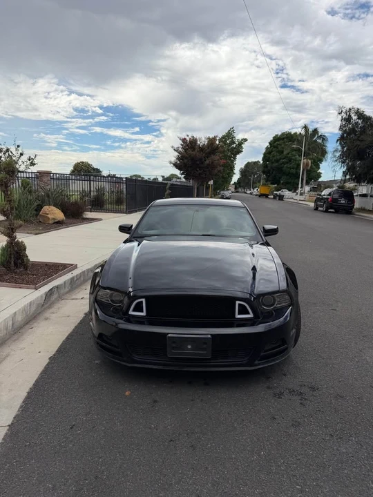 2014 Ford S197 Mustang - Image 2 of 11