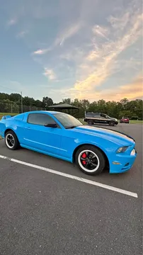2014 Ford Mustang V6 Premium Coupe 2D