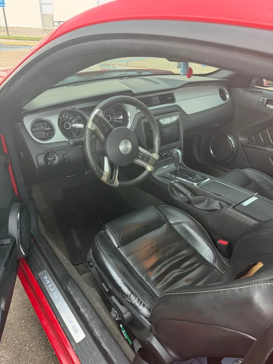 2014 Ford S197 Mustang - Image 5 of 6
