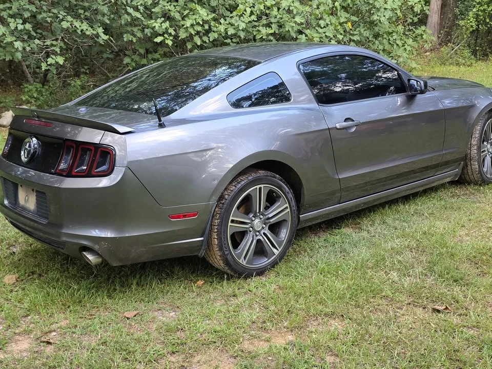 2014 Ford S197 Mustang - Image 4 of 4