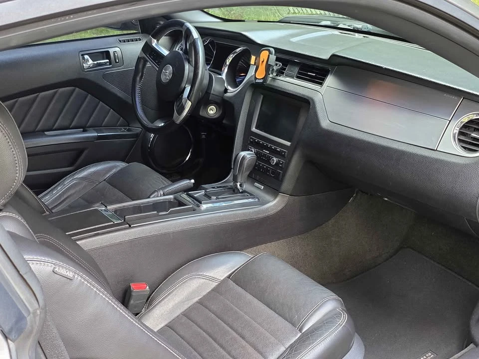 2014 Ford S197 Mustang - Image 3 of 4