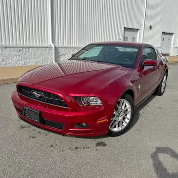 2014 Ford Mustang V6 Premium Coupe